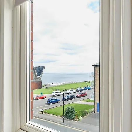 Host & - Emerald Hideaway Saltburn-by-the-Sea