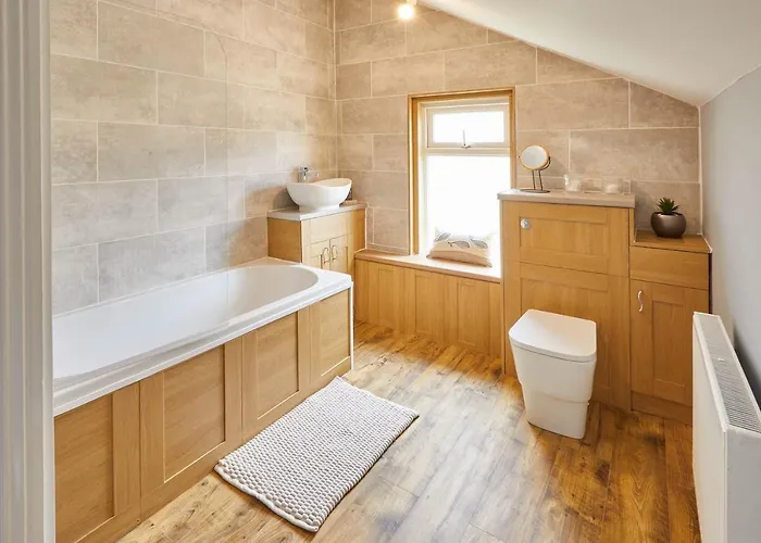 Host & - Emerald Hideaway Saltburn-by-the-Sea